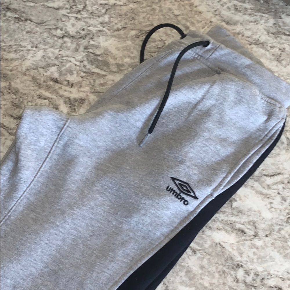 Umbro women’s size medium sweatpants